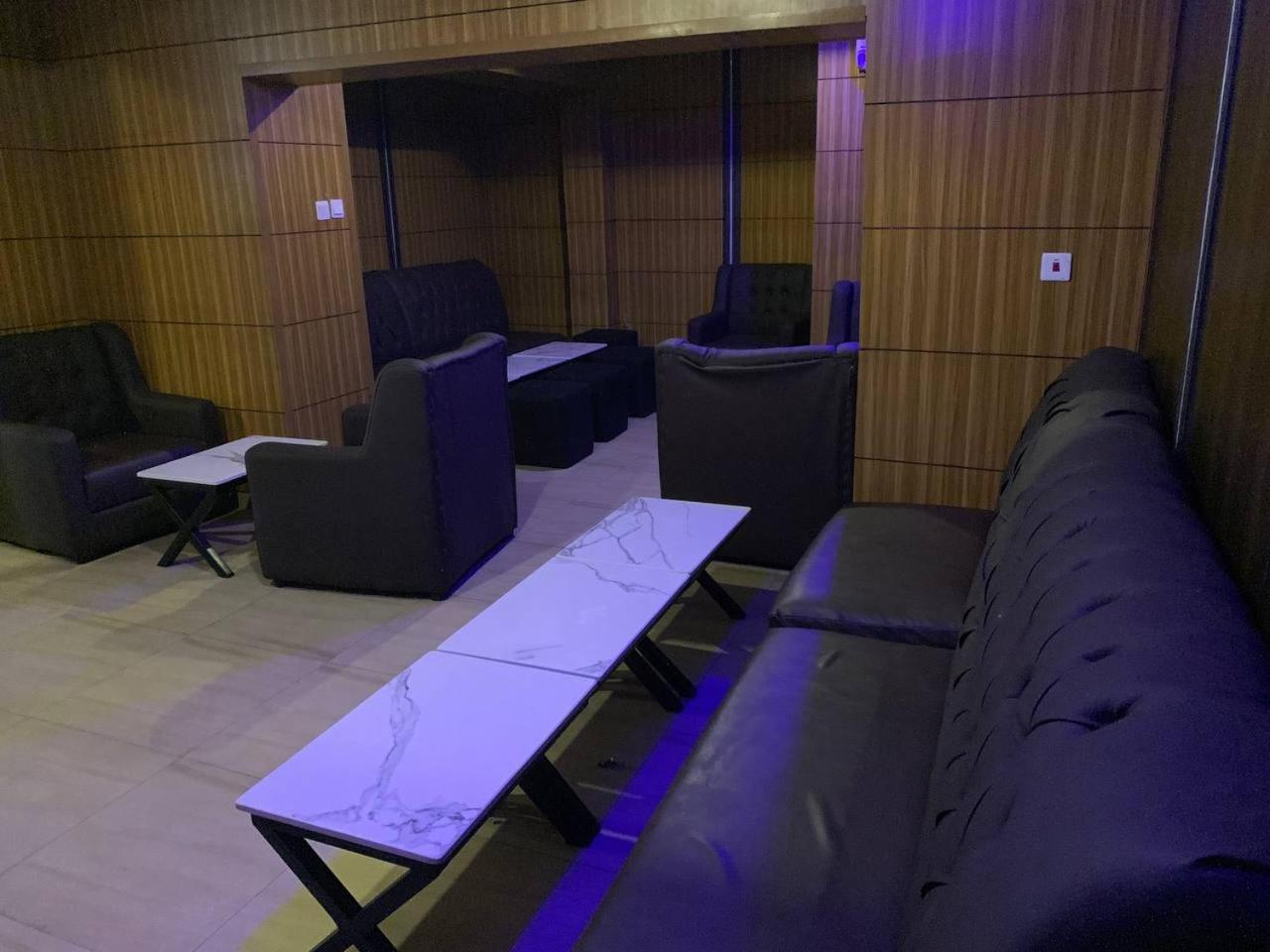 Presken Hotels Alade Avenue إيكجا المظهر الخارجي الصورة