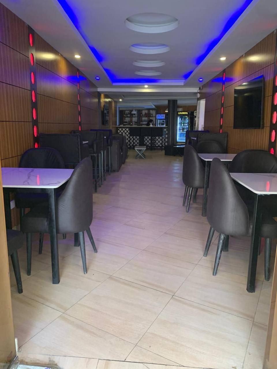 Presken Hotels Alade Avenue إيكجا المظهر الخارجي الصورة