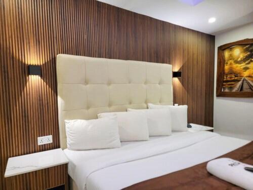 Presken Hotels Alade Avenue إيكجا المظهر الخارجي الصورة